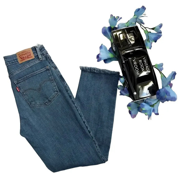 Levi's Denim - Levi's NWOT 724 High Rise Straight Crop Jeans Women 26